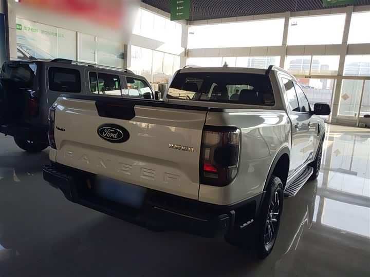 Ford Ranger 2023 2023款 野地四驱自动版 汽油