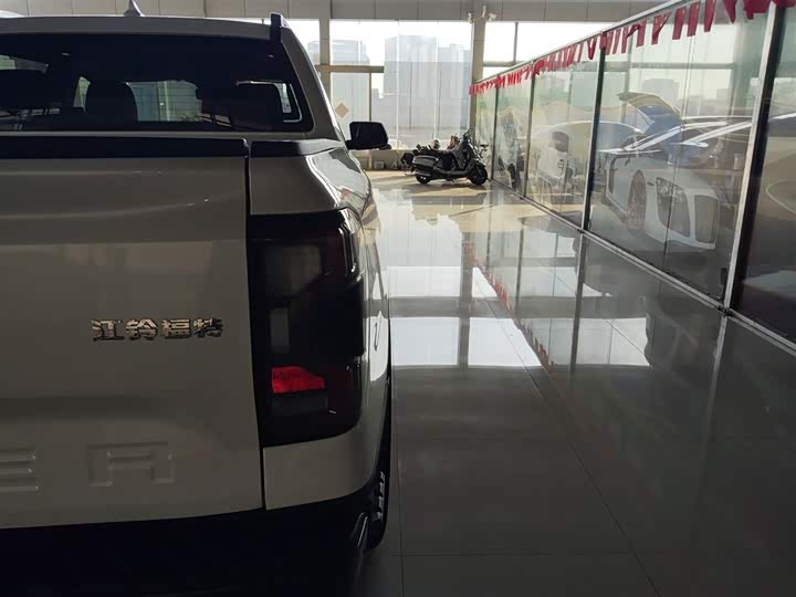 Ford Ranger 2023 2023款 野地四驱自动版 汽油