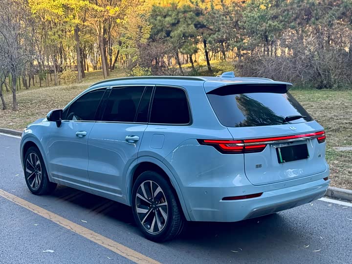 LiXiang One 2021 2021款 增程6座版