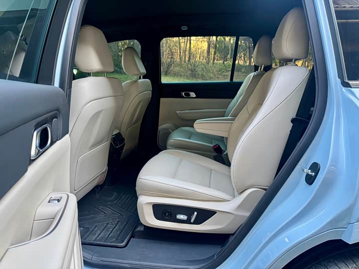 LiXiang One 2021 2021款 增程6座版