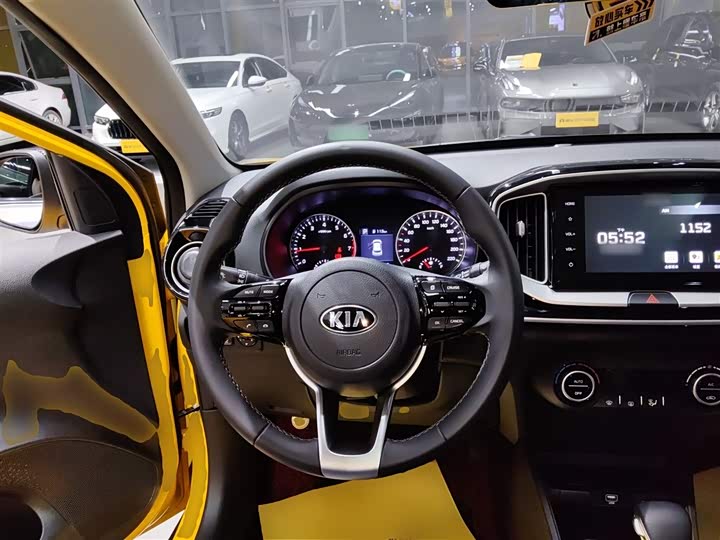 Kia KX1 2021 2021款 1.4L CVT趣享天窗款