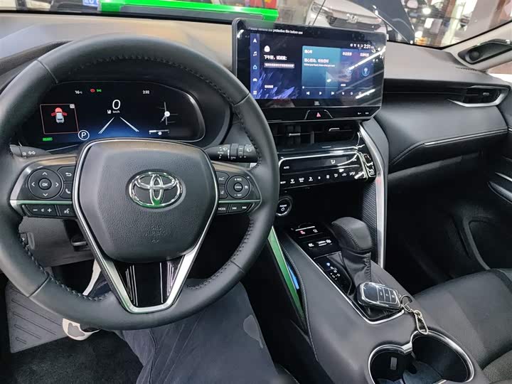 Toyota Venza 2023 2023款 2.5L智能电混双擎 两驱尊贵版