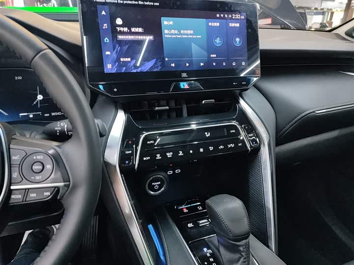 Toyota Venza 2023 2023款 2.5L智能电混双擎 两驱尊贵版