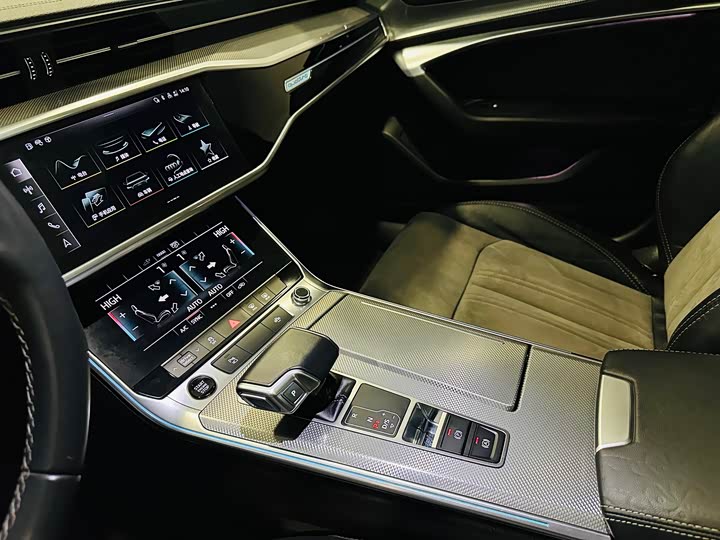 Audi A6L Hybrid 2020 2020款 55 TFSI e quattro