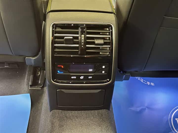 Volkswagen CC 2024 2024款 380TSI 夺目 众享款