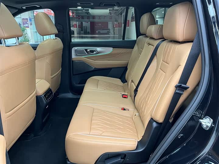 GAC Trumpchi GS8 2024 2024款 领航系列 2.0TGDI 四驱豪华智联版