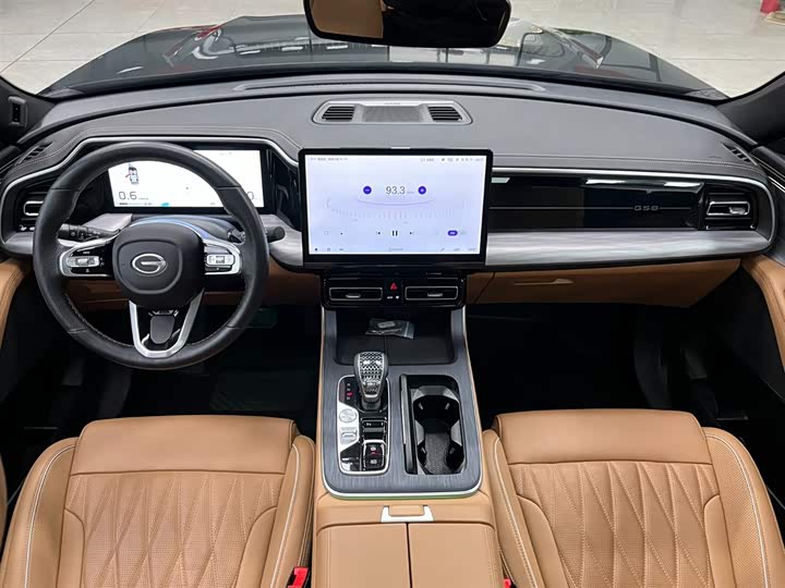 GAC Trumpchi GS8 2024 2024款 领航系列 2.0TGDI 四驱豪华智联版