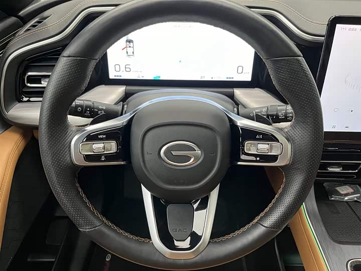 GAC Trumpchi GS8 2024 2024款 领航系列 2.0TGDI 四驱豪华智联版