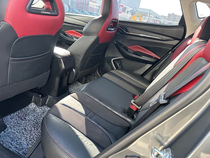 Changan Oshan X5 2022 2022款 运动版 1.5T DCT飓风音速