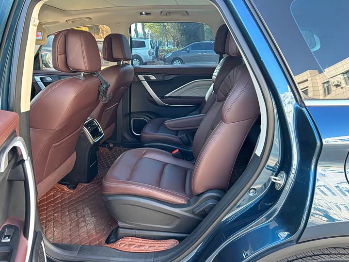 Geely Jiaji 2023 2023款 嘉际L 1.5TD DCT舒适型