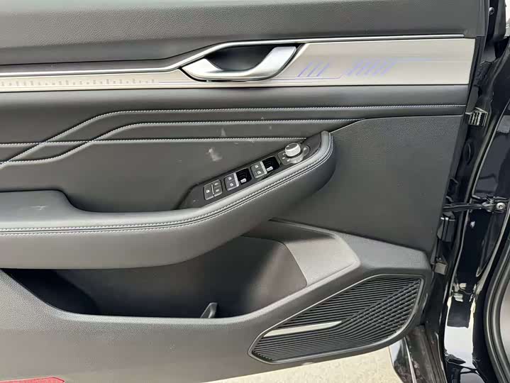 Geely Preface 2025 2025款 东方曜 1.5TD 惊鸿版