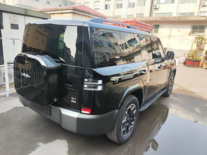 BYD FangChengBao Titanium 7 (Tai 7) 2025 2025款 190KM四驱Max版