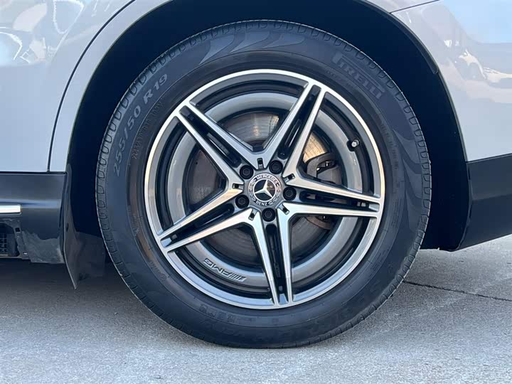 Mercedes-Benz EQC 2022 2022款 EQC 400 4MATIC