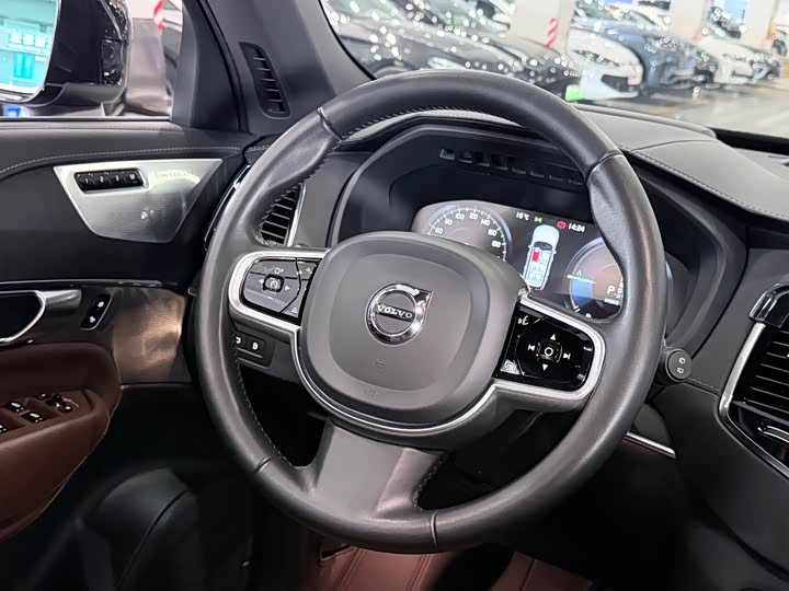 Volvo XC90 Hybrid 2021 2021款 E驱混动 T8 智尊豪华版 7座