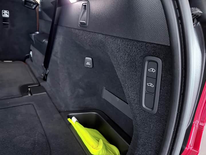 Volvo XC90 Hybrid 2021 2021款 E驱混动 T8 智尊豪华版 7座