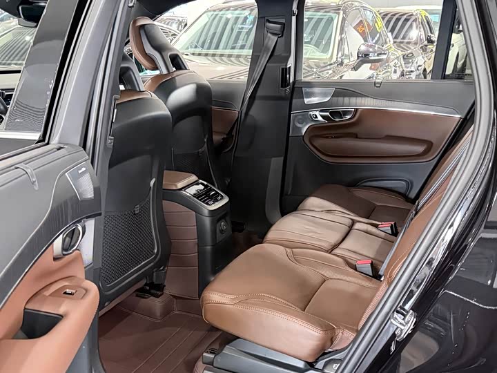 Volvo XC90 Hybrid 2021 2021款 E驱混动 T8 智尊豪华版 7座