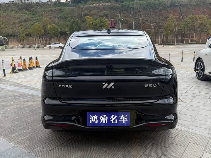 IM motors LS6 2026 2026款 增程 66 Max+