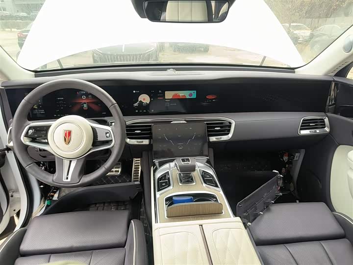 Hongqi E-HS9 2022 2022款 690km 旗享版 六座