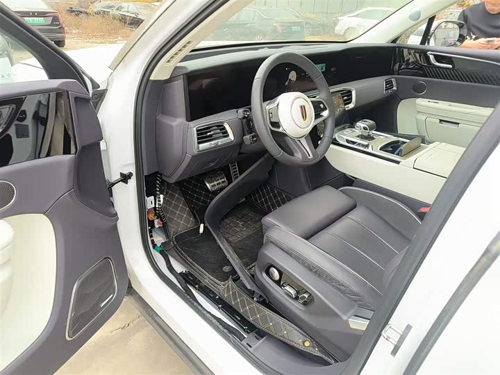 Hongqi E-HS9 2022 2022款 690km 旗享版 六座