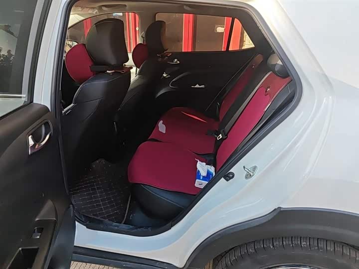 Kia KX1 2021 2021款 1.4L CVT天窗款