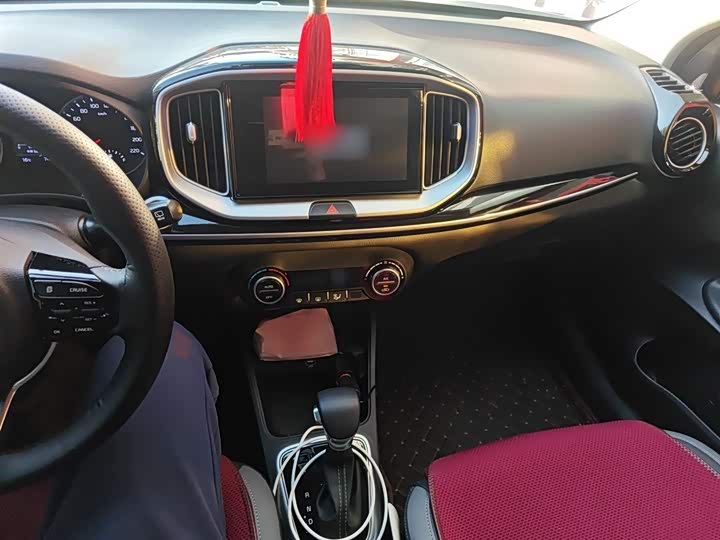 Kia KX1 2021 2021款 1.4L CVT天窗款