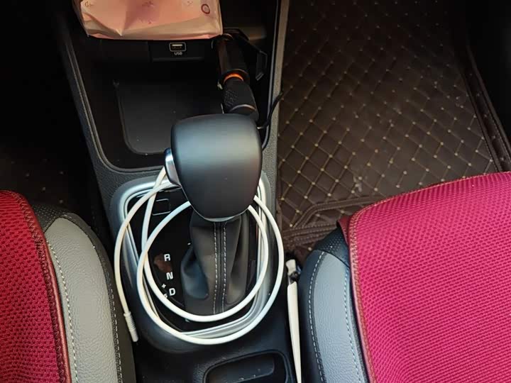 Kia KX1 2021 2021款 1.4L CVT天窗款