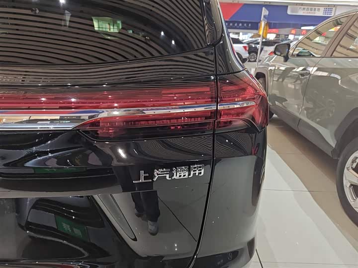 Buick Envision Plus 2025 2025款 昂科威Plus 28T 两驱白金版