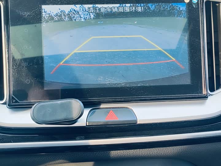 Kia KX1 2021 2021款 1.4L CVT趣享天窗款