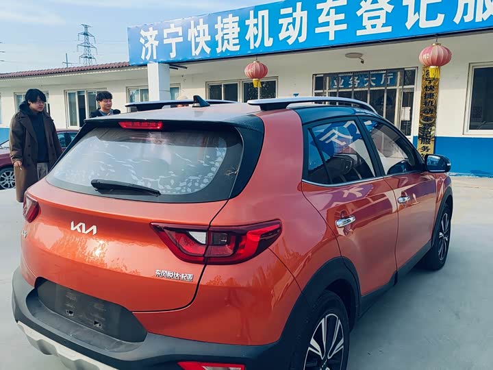 Kia KX1 2021 2021款 1.4L CVT趣享天窗款