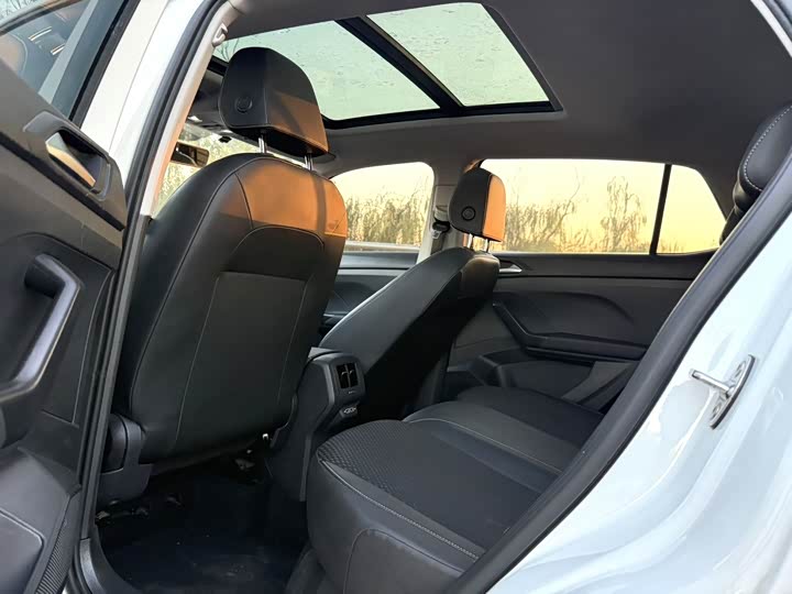 Volkswagen Tacqua 2023 2023款 200TSI DSG 悦智联版