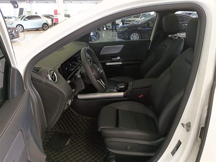 Mercedes-Benz GLA-Class 2023 2023款 GLA 200