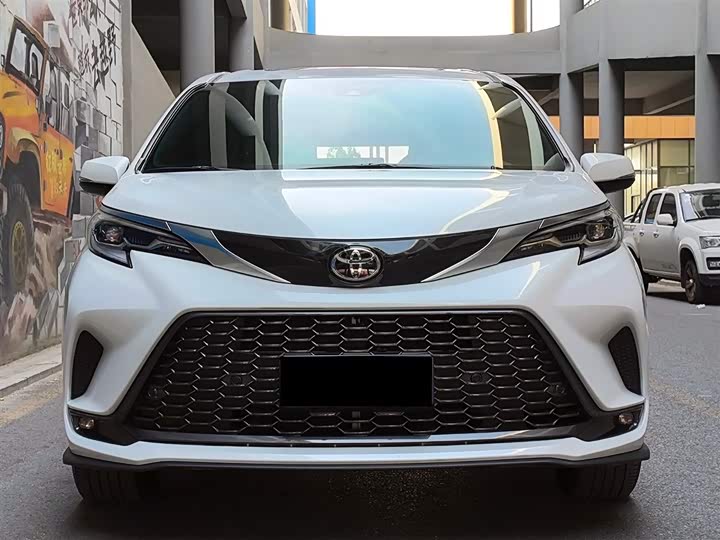 Toyota Granvia 2024 2024款 2.5L混动 豪华版