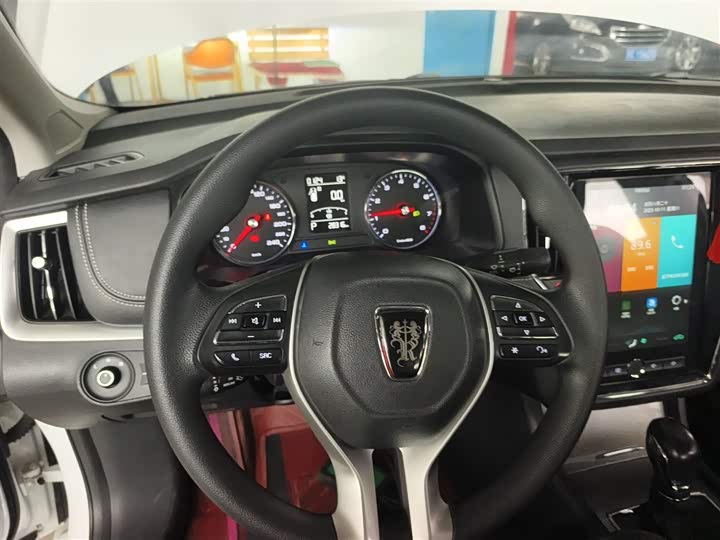 Roewe i6 2020 2020款 PLUS 1.6L CVT 4G互联荣耀旗舰版