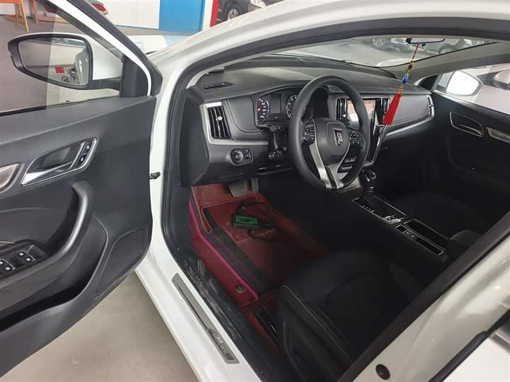 Roewe i6 2020 2020款 PLUS 1.6L CVT 4G互联荣耀旗舰版