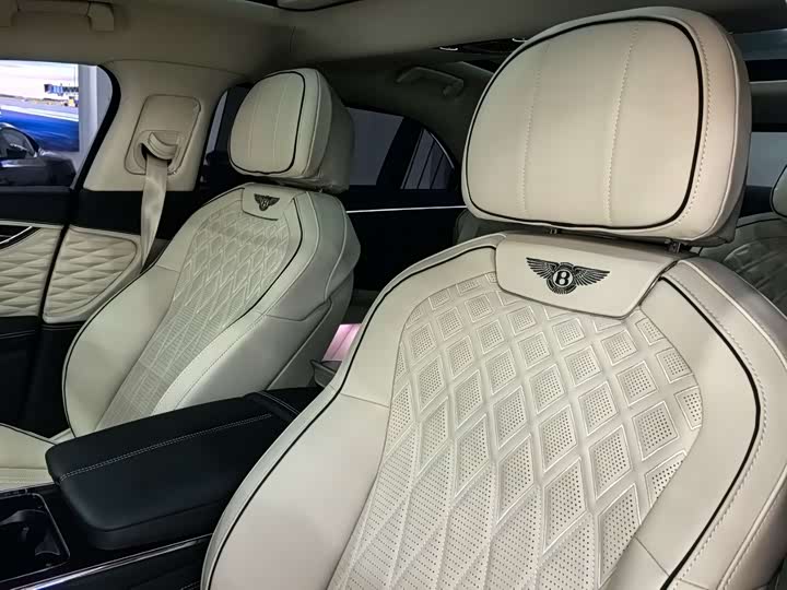 Bentley Flying Spur Hybrid 2022 2022款 2.9T V6 Hybrid