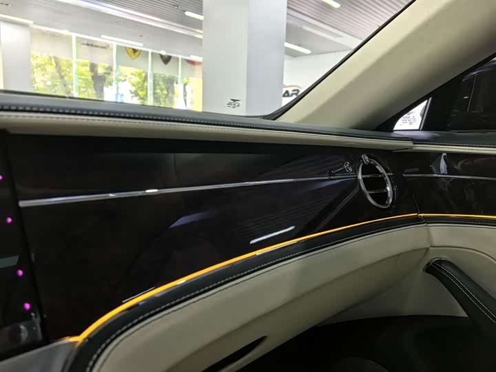 Bentley Flying Spur Hybrid 2022 2022款 2.9T V6 Hybrid