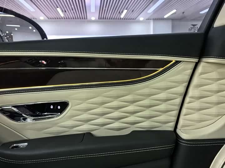 Bentley Flying Spur Hybrid 2022 2022款 2.9T V6 Hybrid