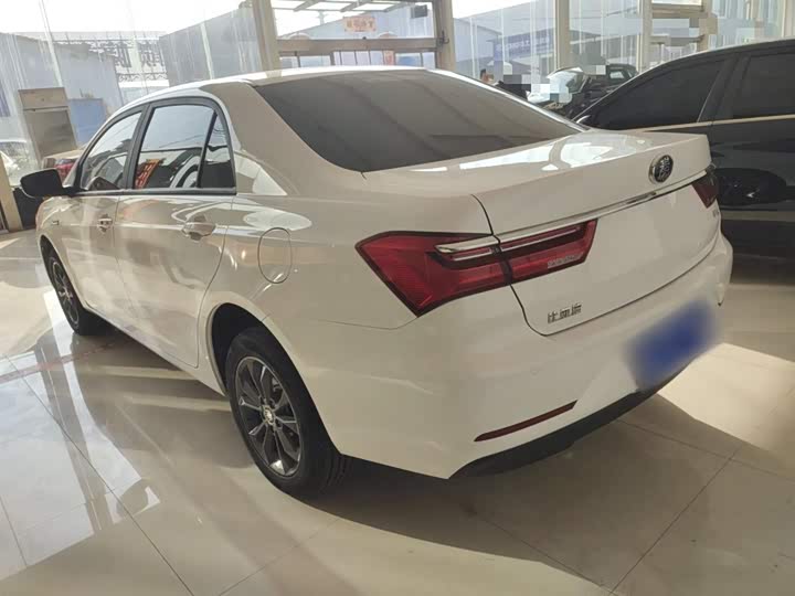 2019 BYD Qin