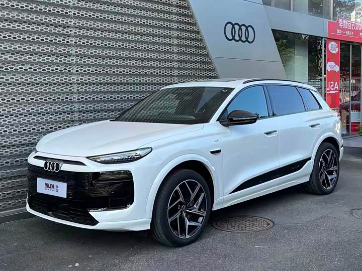 Audi Q6L e-tron 2026 2026款 首发领航版