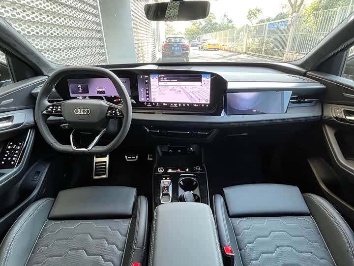 Audi Q6L e-tron 2026 2026款 首发领航版