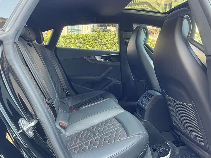 Audi RS 5 2023 2023款 RS 5 2.9T Sportback 黑曜版