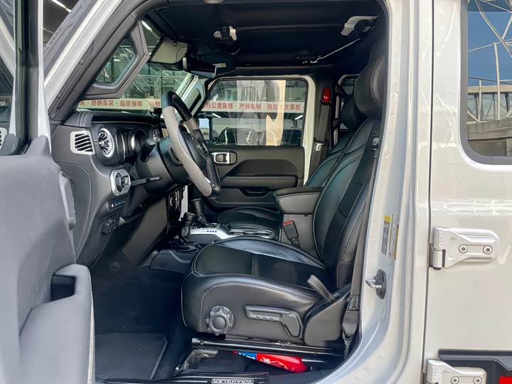 Jeep Wrangler Hybrid 2021 2021款 四门 2.0T 4xe 撒哈拉