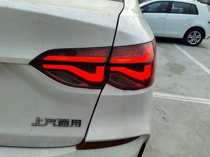 Chevrolet Monza 2024 2024款 1.5L 双离合悦享版