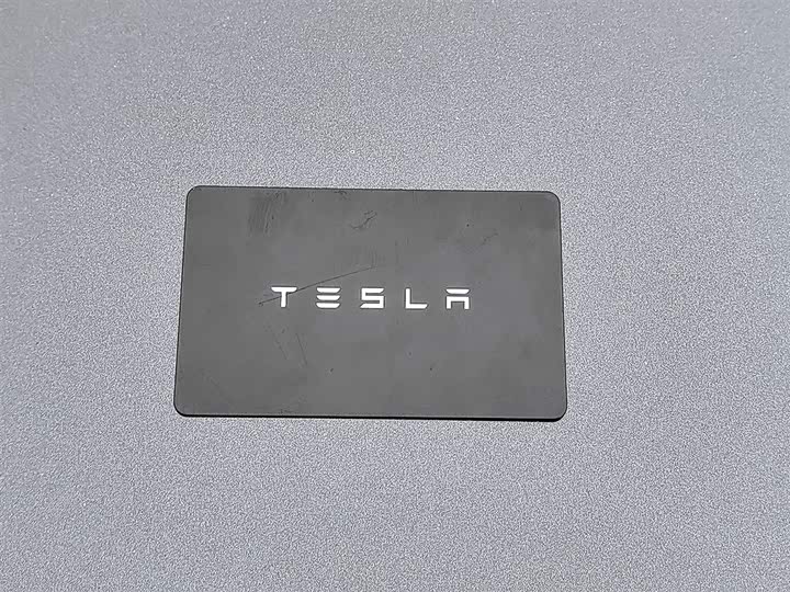 Tesla Model 3 2023 2023款 长续航全轮驱动版