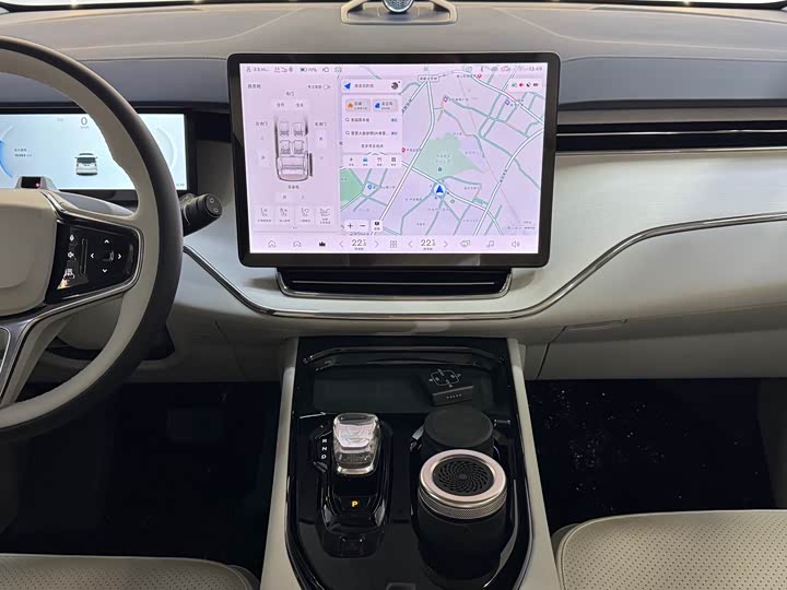 Volvo EM90 2025 2025款 Ultra 六座