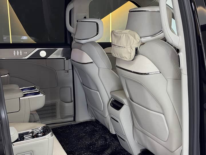 Volvo EM90 2025 2025款 Ultra 六座