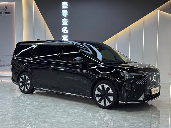 Volvo EM90 2025 2025款 Ultra 六座
