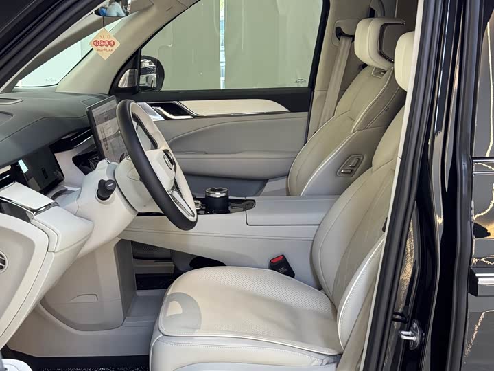 Volvo EM90 2025 2025款 Ultra 六座