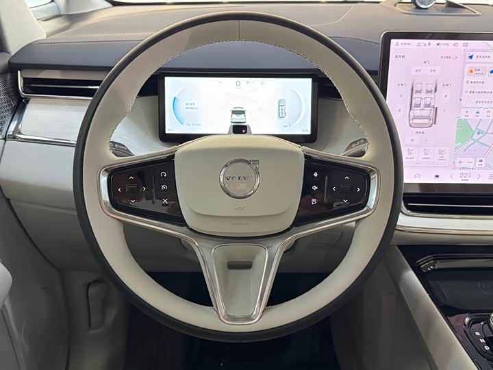 Volvo EM90 2025 2025款 Ultra 六座