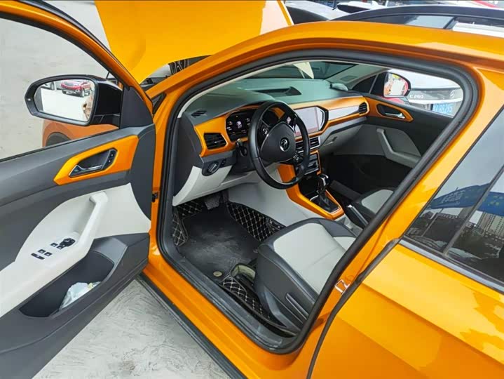 Volkswagen T-Cross 2023 2023款 280TSI DSG豪华版